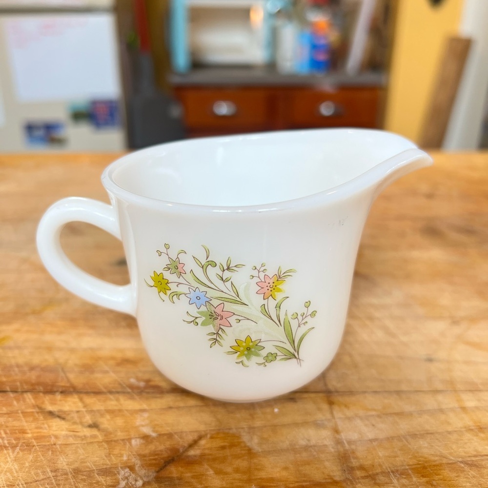 Opalon  White and floral Creamer